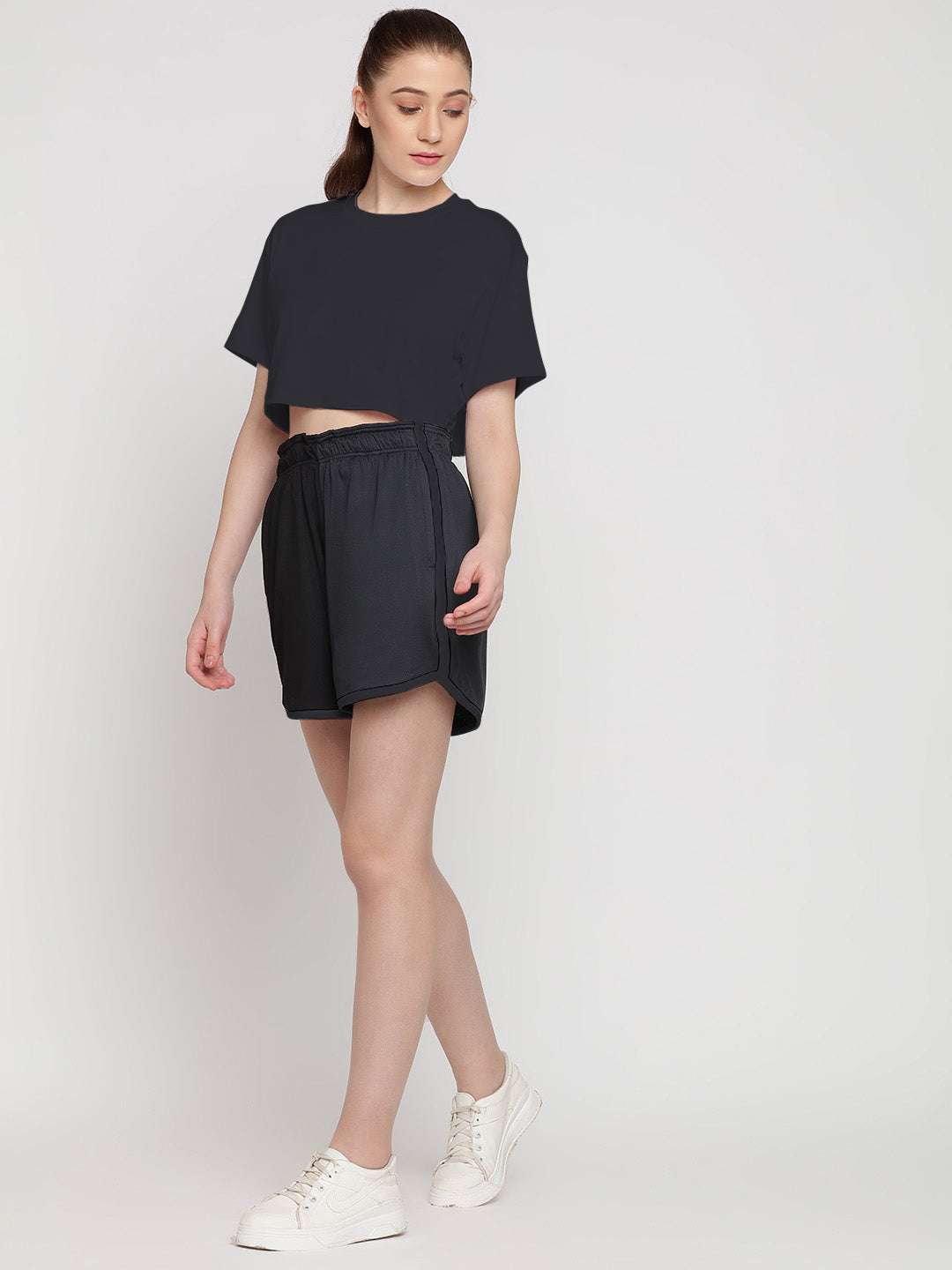 Flow Fit Shorts & Crop Top Set - Black