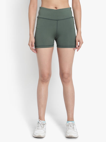 Aero Hottie Hot Shorts - Green