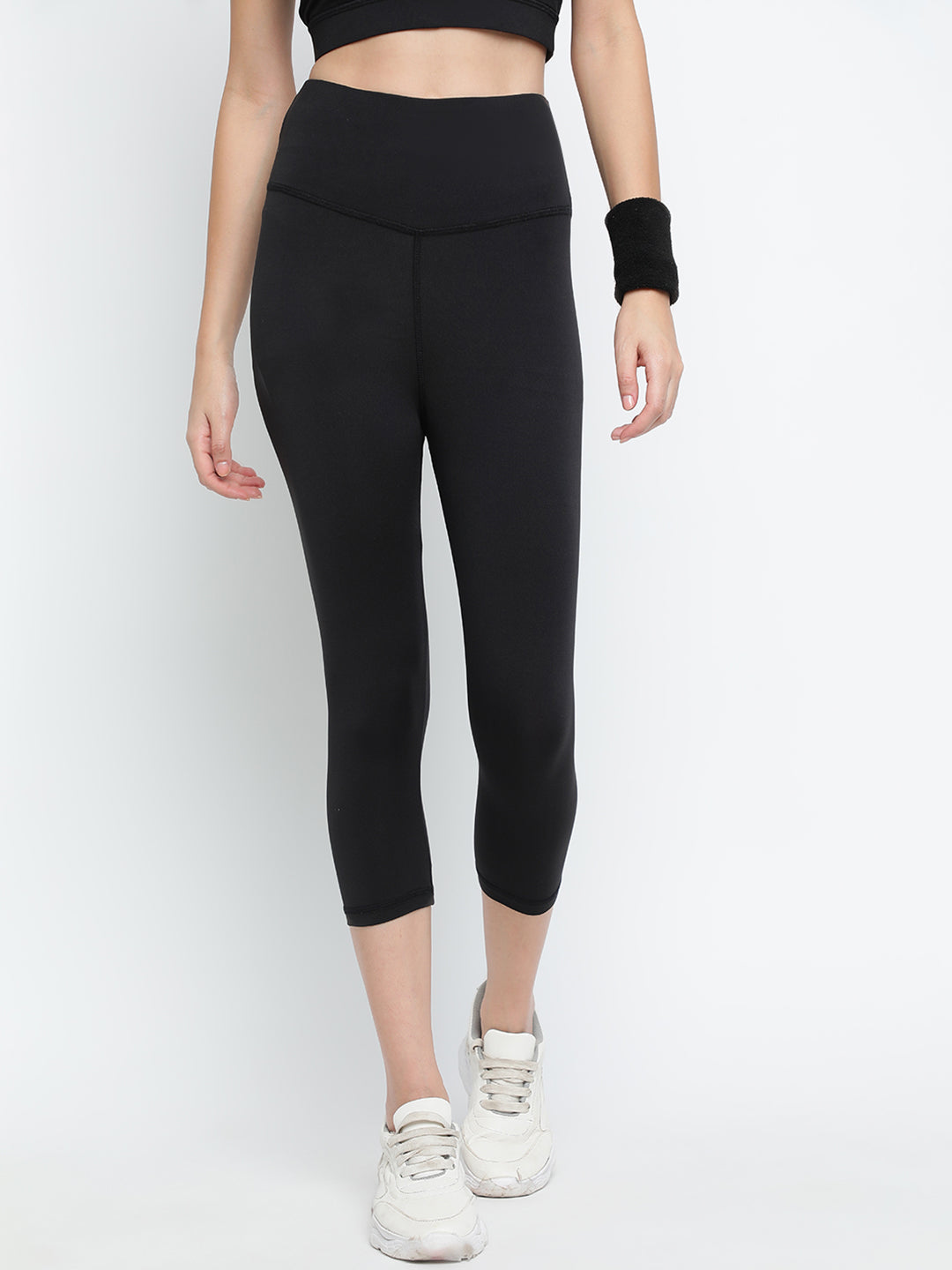 Desire Capris - Black