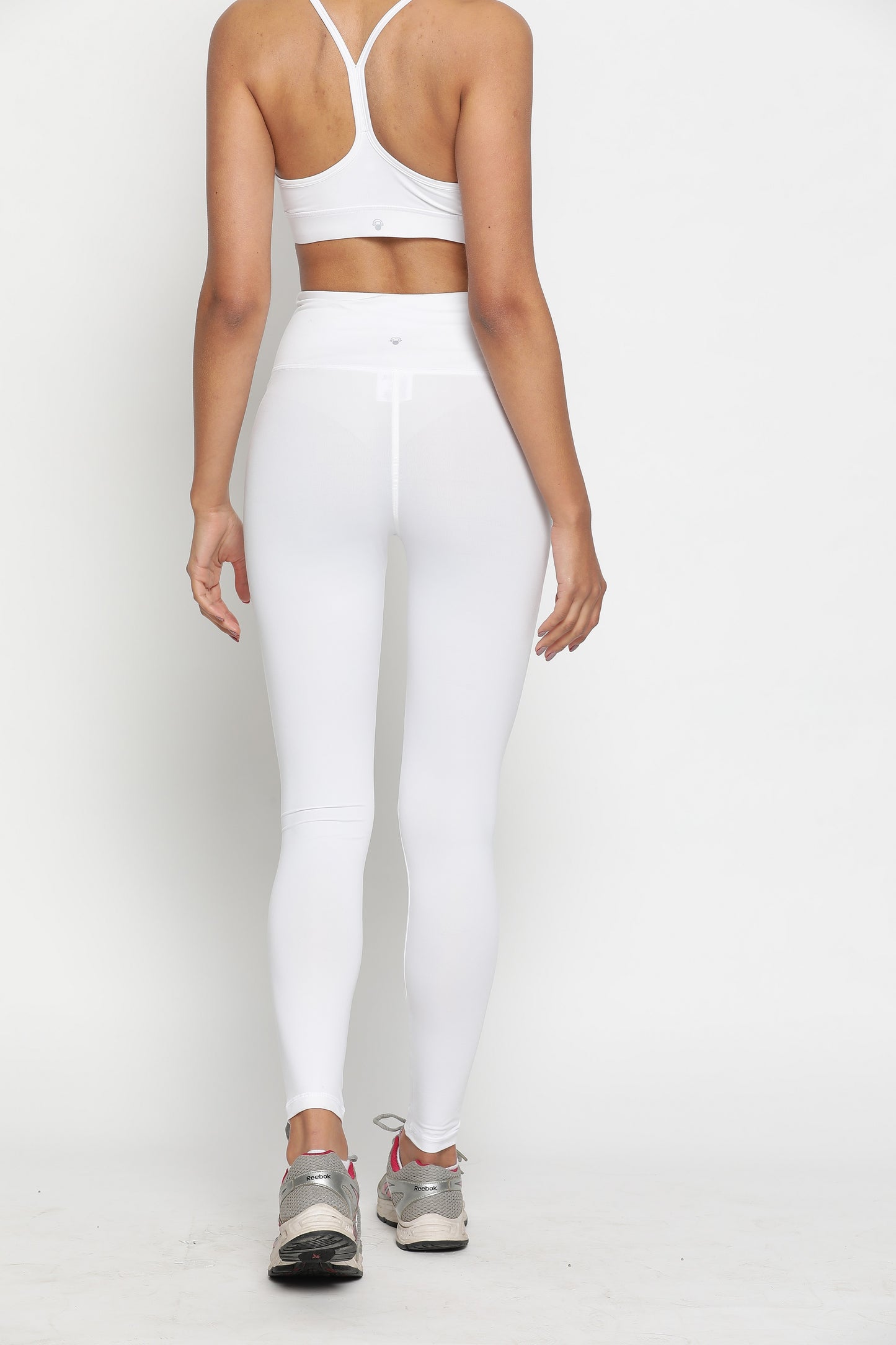 Take It Easy Bra & Tight- White