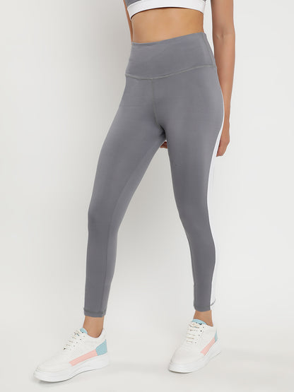 Momentum Sports Tight 25"