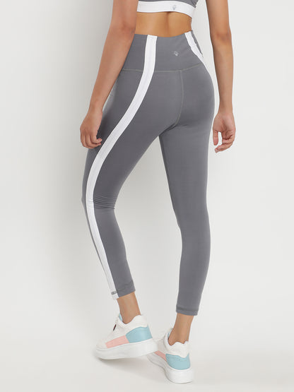 Momentum Sports Tight 23"