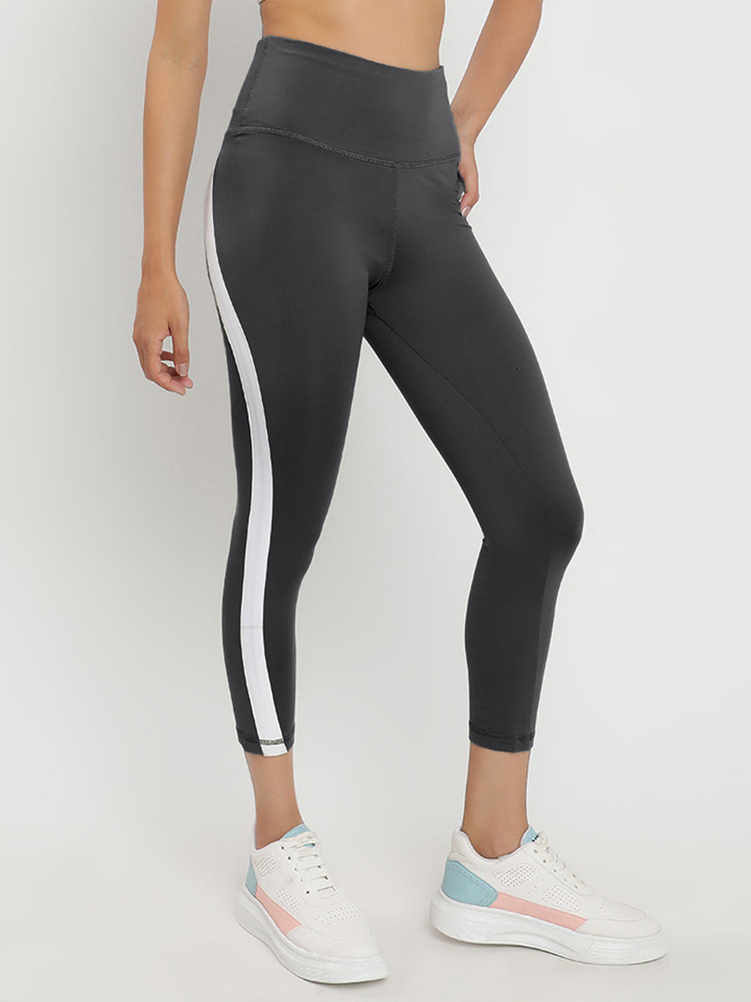 Momentum Sports Tight 23" - Graphite