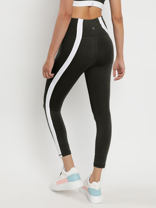 Momentum Sports Tight 23" - Graphite