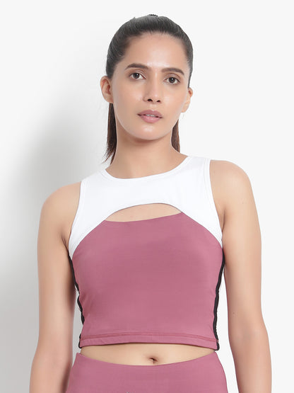 Curve Love Cutout Top- Black