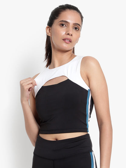 Curve Love Cutout Top- Black